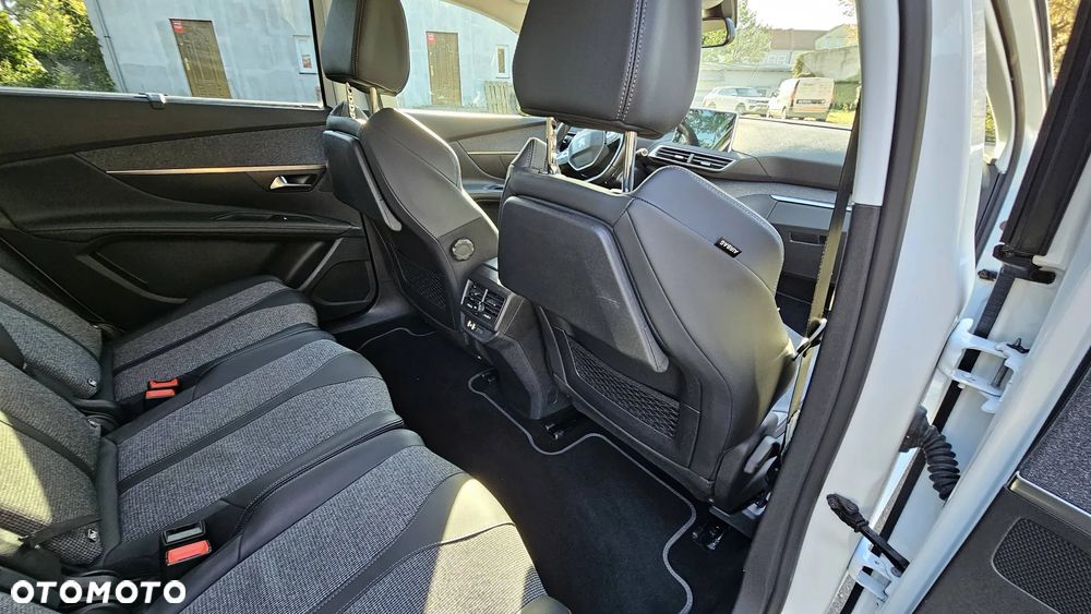 Peugeot 5008 1.6 PureTech Allure S&S EAT8 - 5