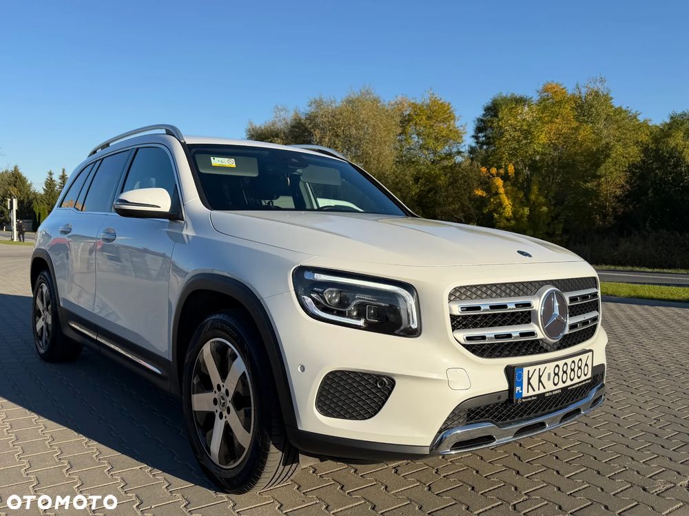 Mercedes-Benz GLB - 4