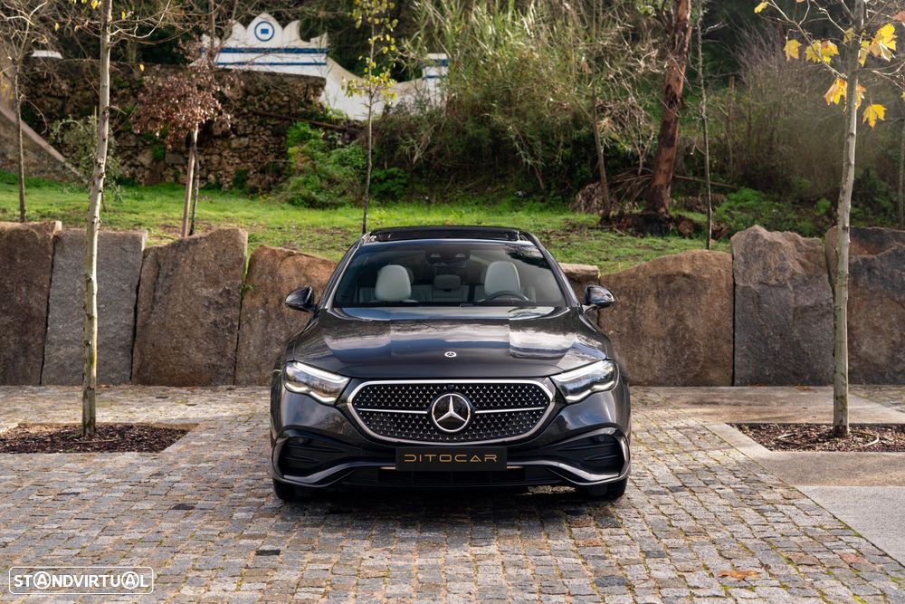 Mercedes-Benz E 300 - 4