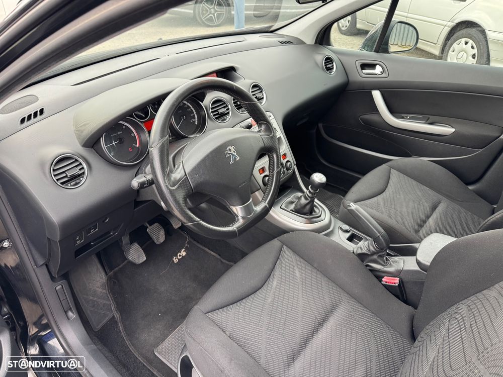 Peugeot 308 1.6 e-HDi Active CVM6 - 10