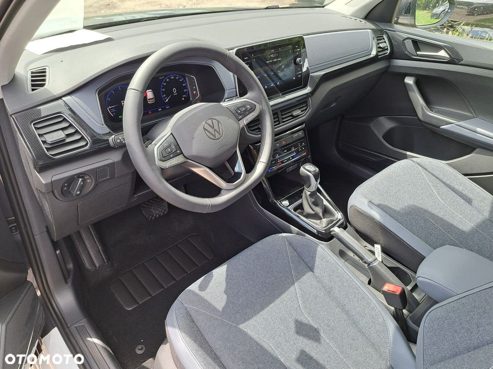 Volkswagen T-Cross - 10