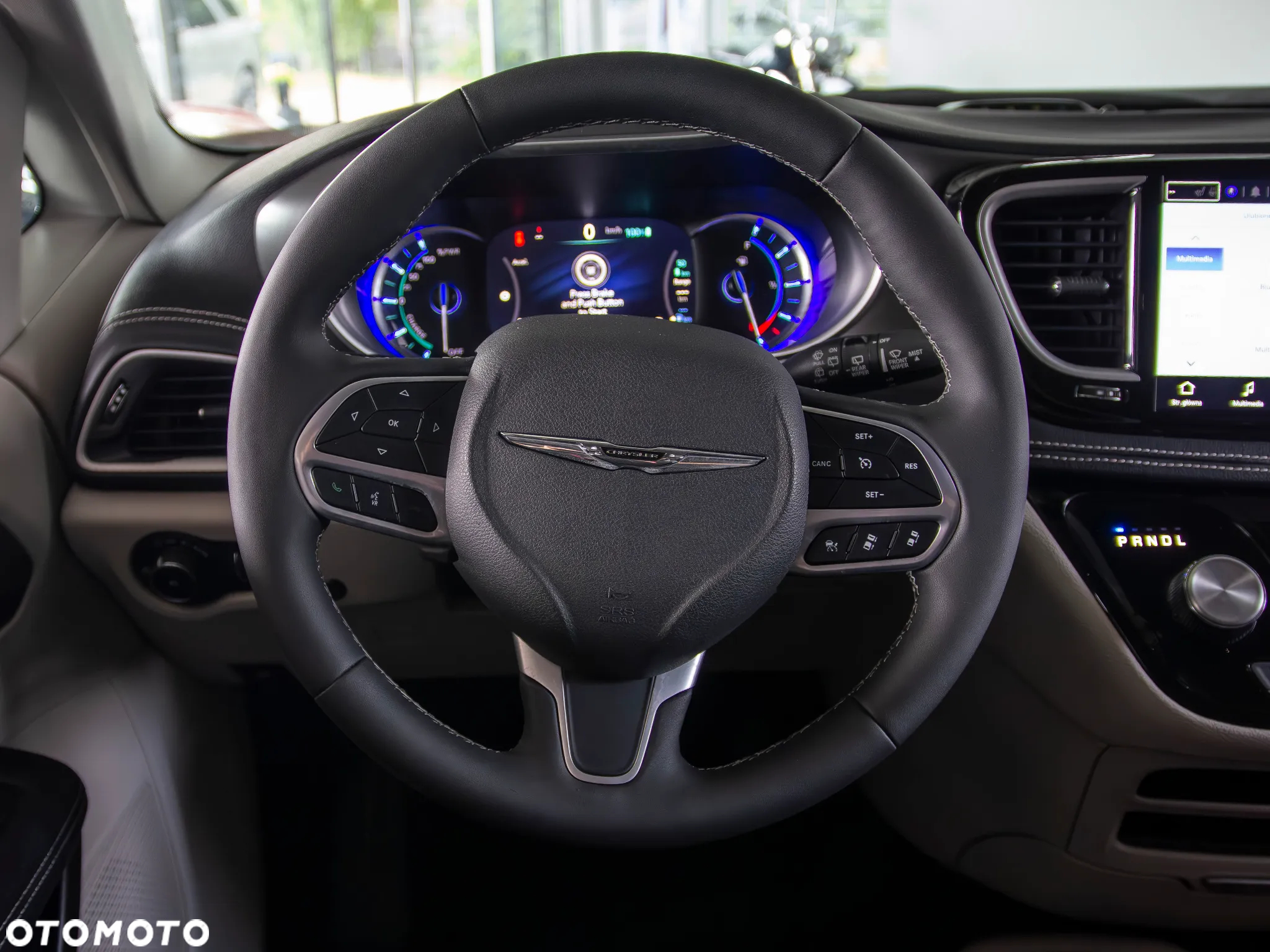Chrysler Pacifica - 15
