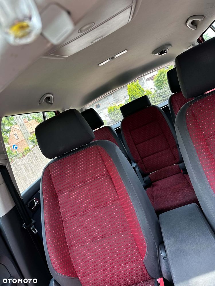Volkswagen Touran 2.0 TDI Trendline - 2