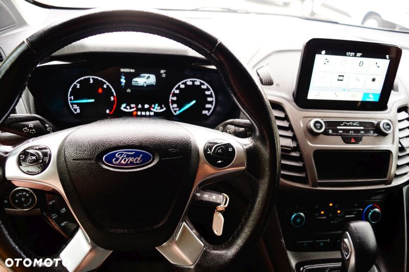 Ford Transit Connect - 22