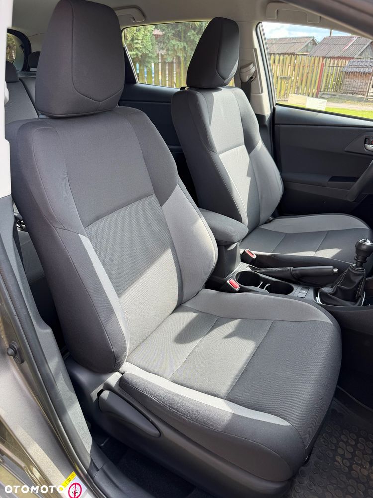 Toyota Auris 1.6 Active - 15