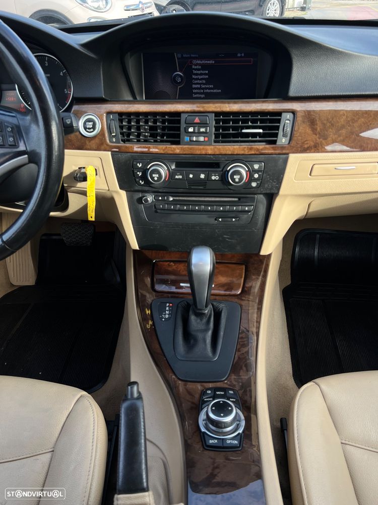 BMW 320 d Navigation Auto - 16