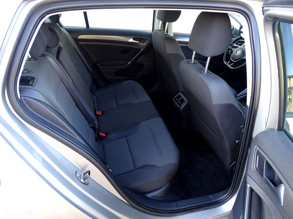 Volkswagen Golf 1.4 TSI BlueMotion Technology Comfortline - 14
