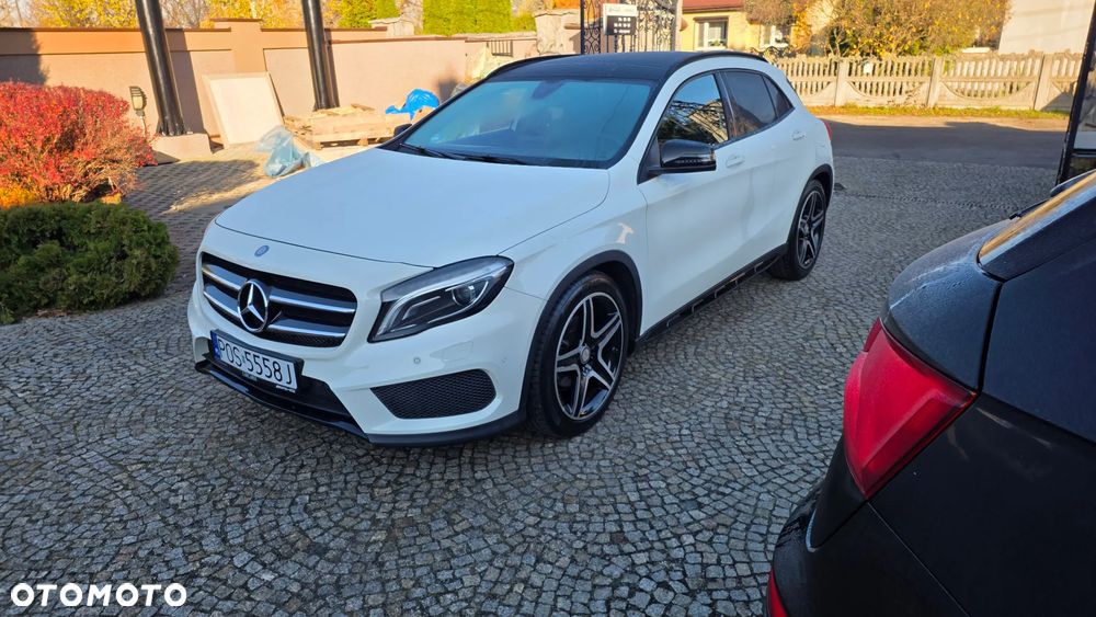 Mercedes-Benz GLA 200 d 4-Matic AMG Line - 4