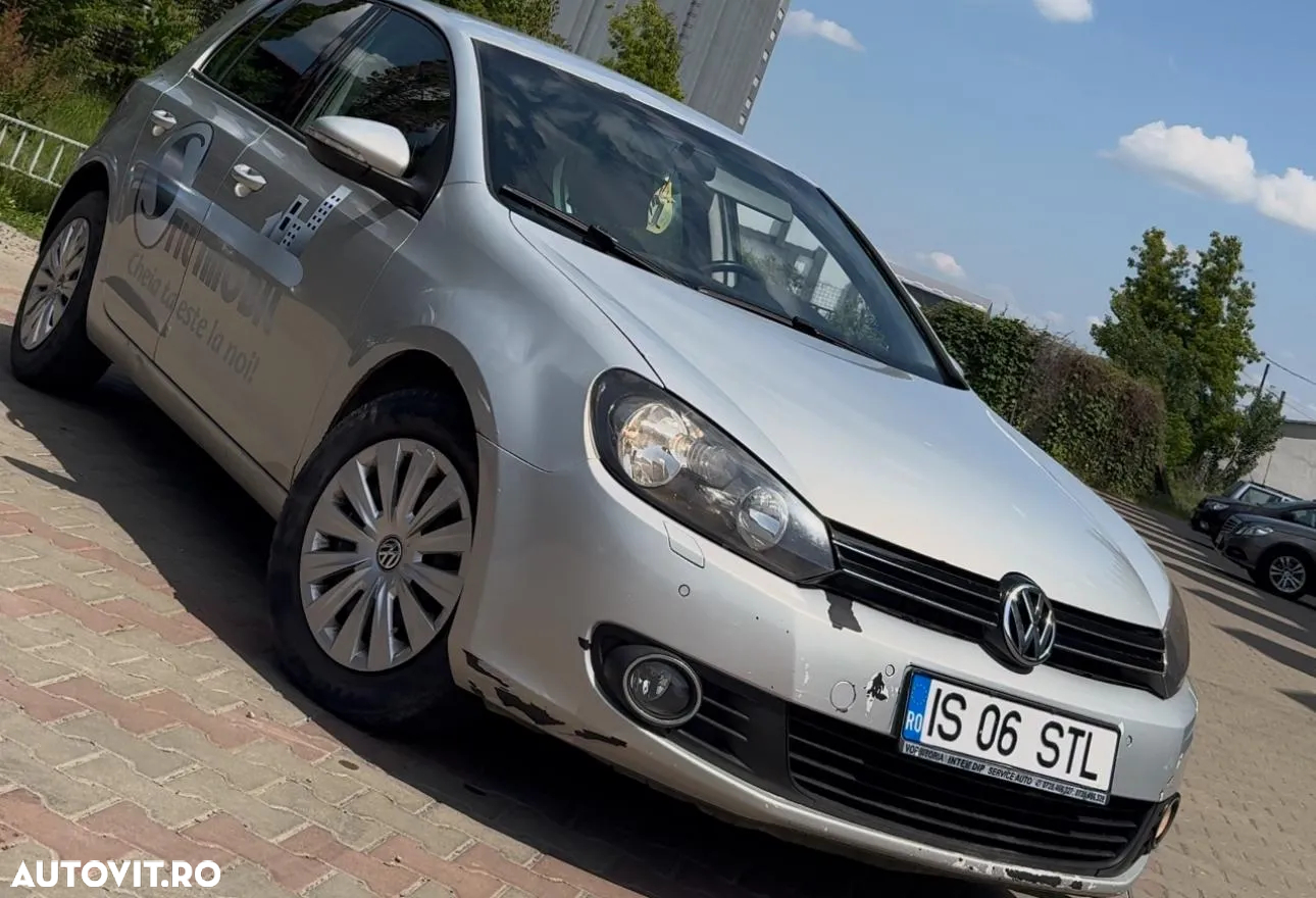 Volkswagen Golf - 6