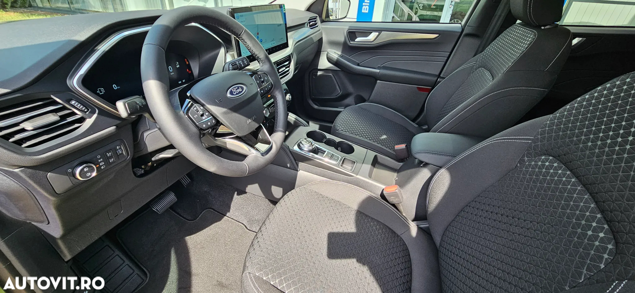 Ford Kuga - 8