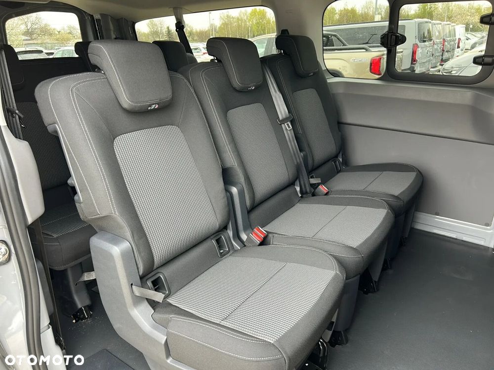 Volkswagen Transporter - 16