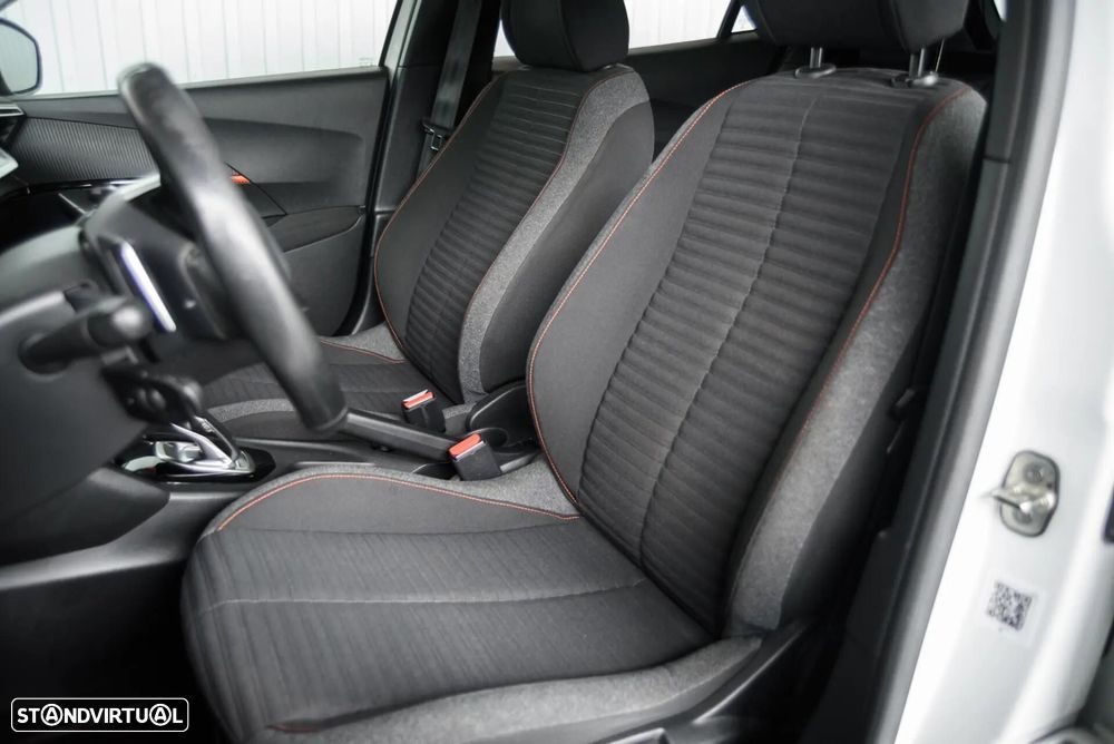 Peugeot 2008 PureTech 130 EAT8 Allure - 51
