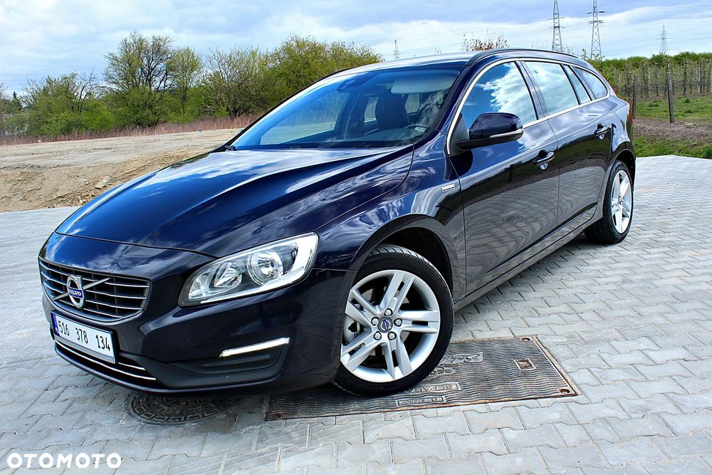 Volvo V60 D2 Geartronic Momentum - 12