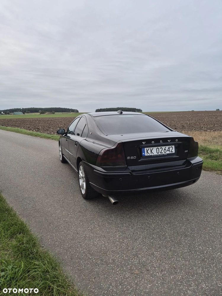 Volvo S60 2.4D5 Rubin - 4