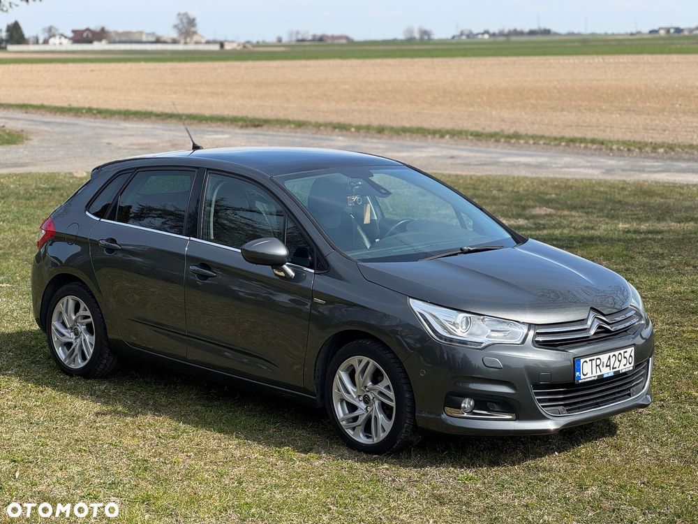 Citroën C4 e-HDi 115 Exclusive - 8