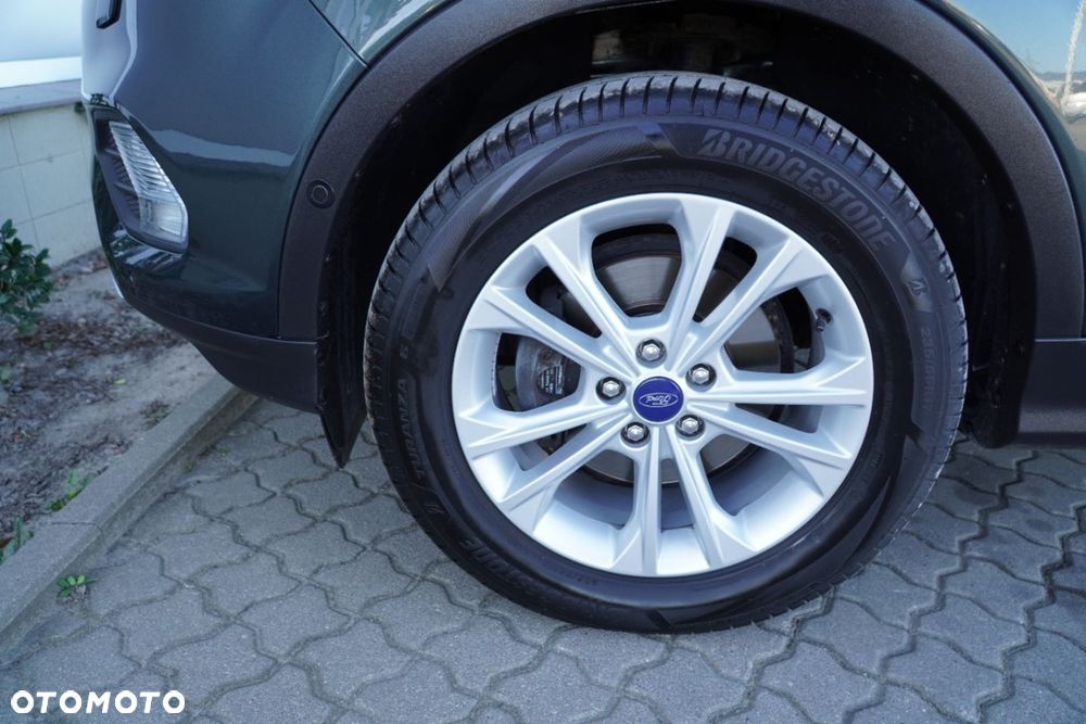 Ford Kuga - 28
