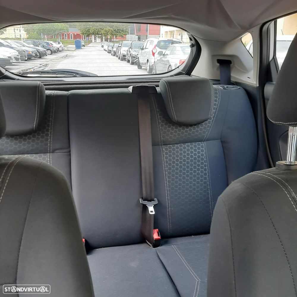 Ford Fiesta 1.4 TDCI Trend - 13