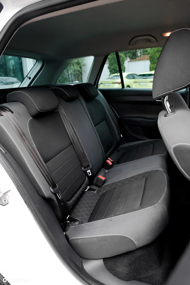 Skoda Fabia 1.0 Ambition Plus - 11