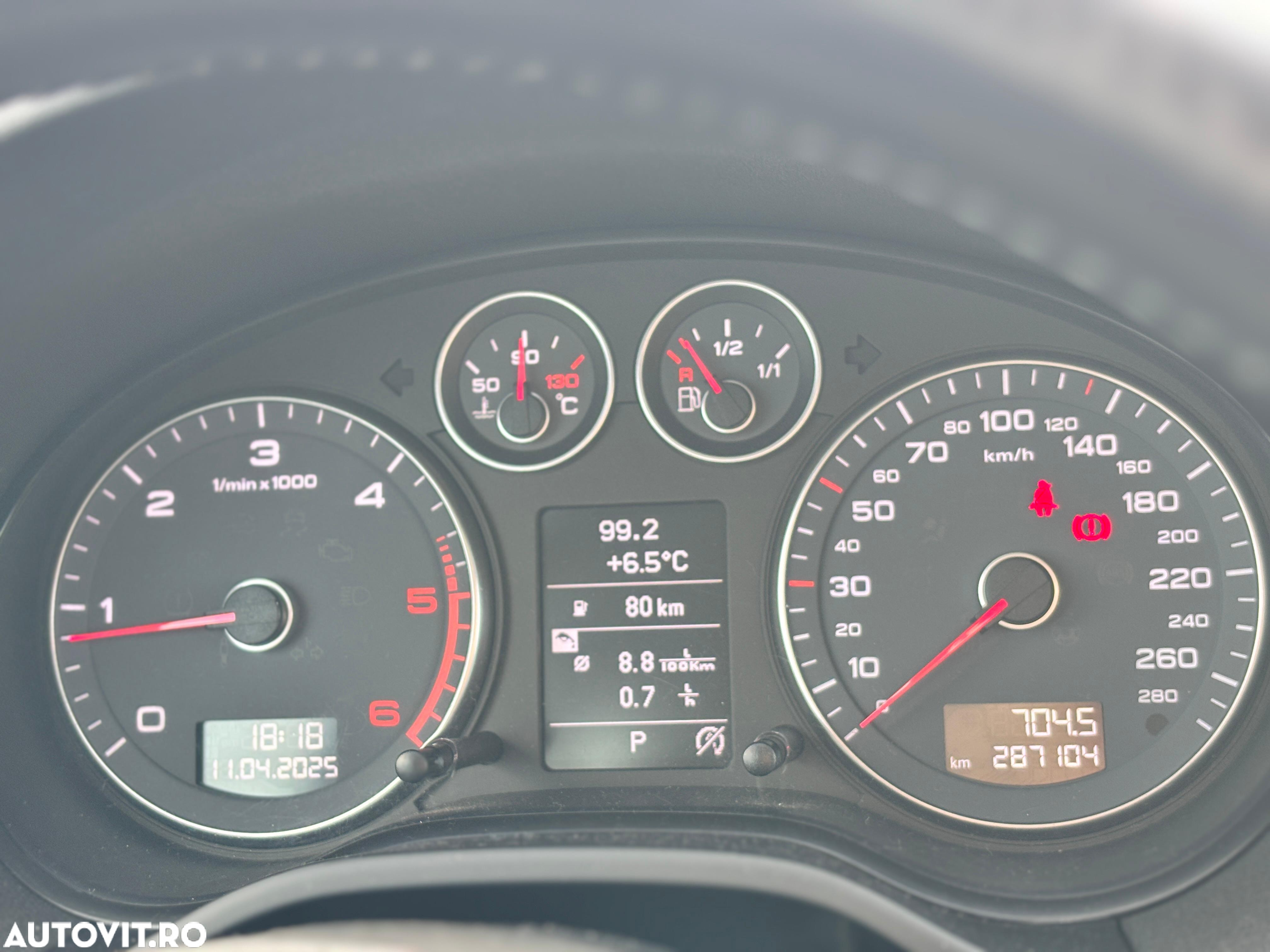 Audi A3 Sportback 2.0 TDI S-tronic Ambition - 8