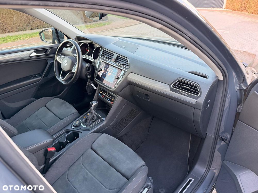 Volkswagen Tiguan 2.0 TDI SCR 4MOTION BlueMotion Technology DSG Exclusive - 10