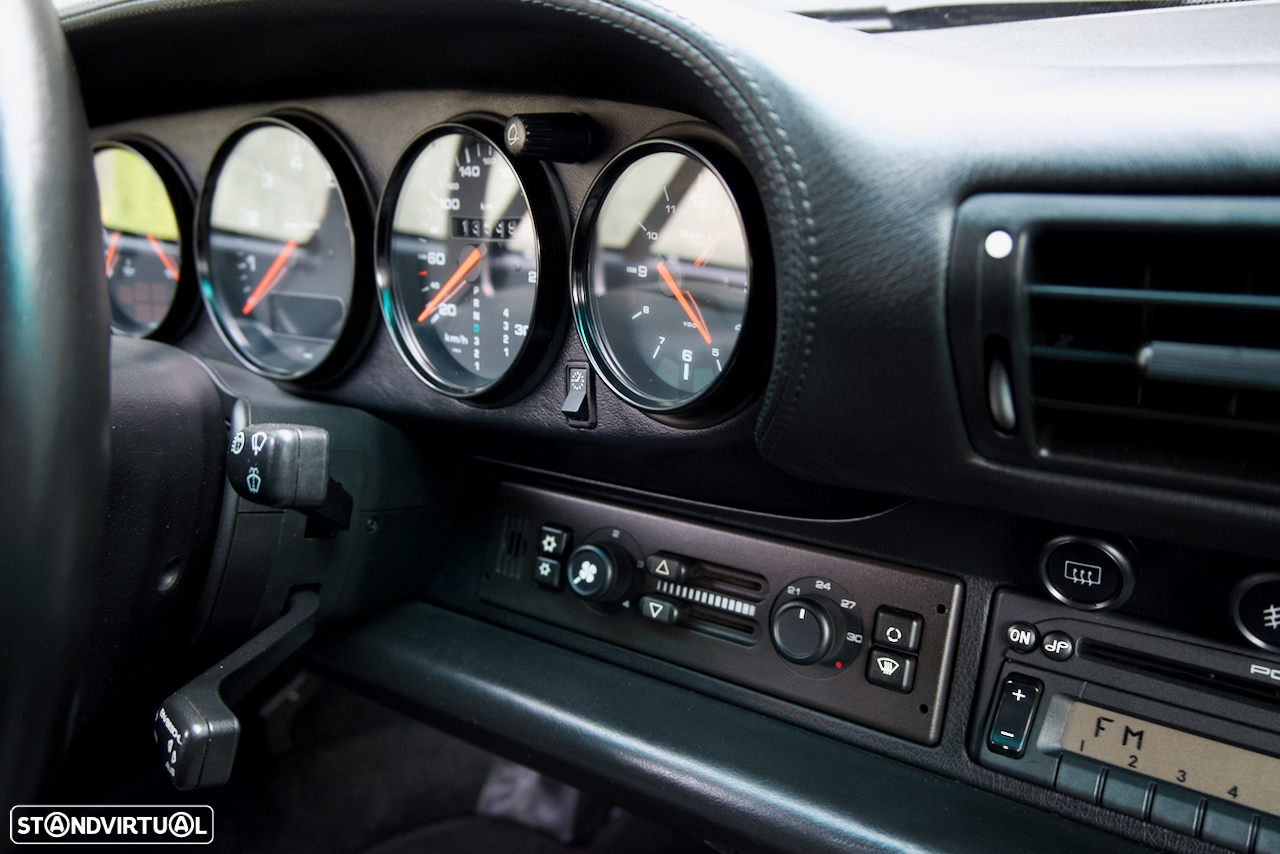 Porsche 911 (993) - 34