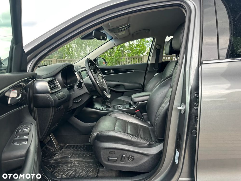 Kia Sorento - 4