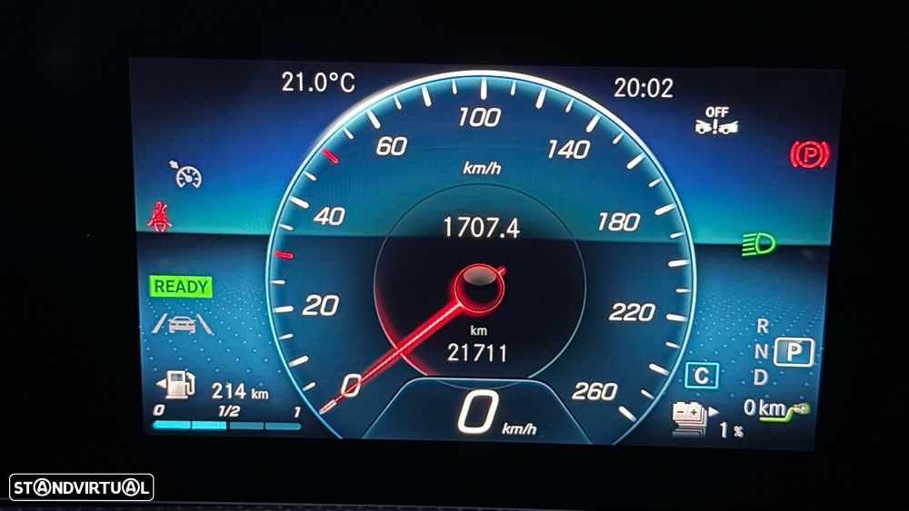 Mercedes-Benz A 250 Limousine e AMG Line - 21