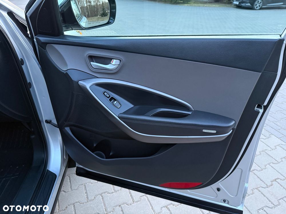 Hyundai Santa Fe 2.4 Sport Utility - 20