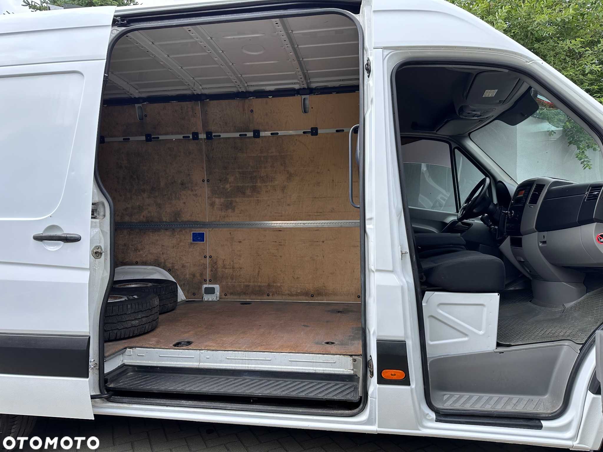 Mercedes-Benz SPRINTER - 13