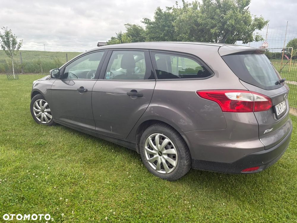 Ford Focus - 1