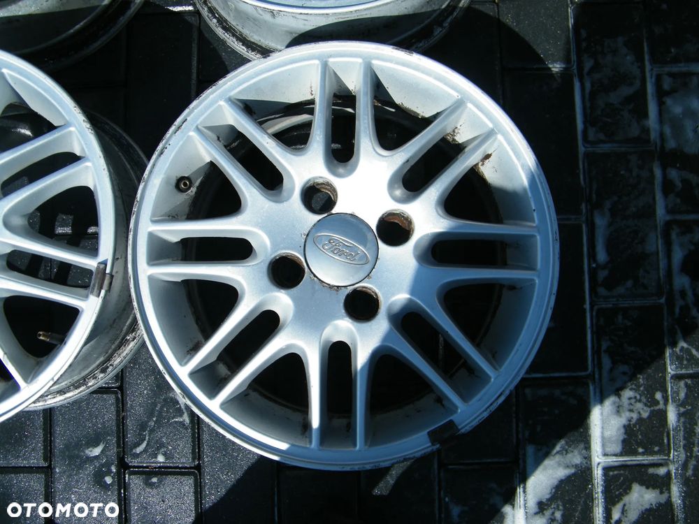 Felgi aluminiowe alufelgi komplet 4x108 ET52,5/ 6J x 15 otwór 62 - 5