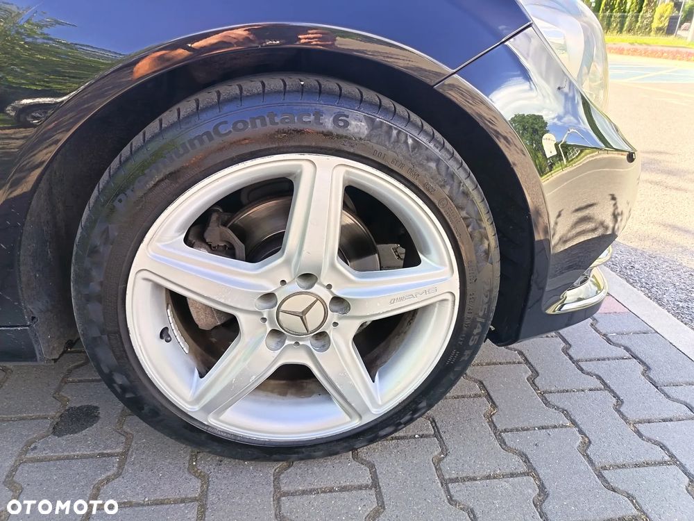 Mercedes-Benz Klasa C 180 CGI BlueEff Avantgarde - 7