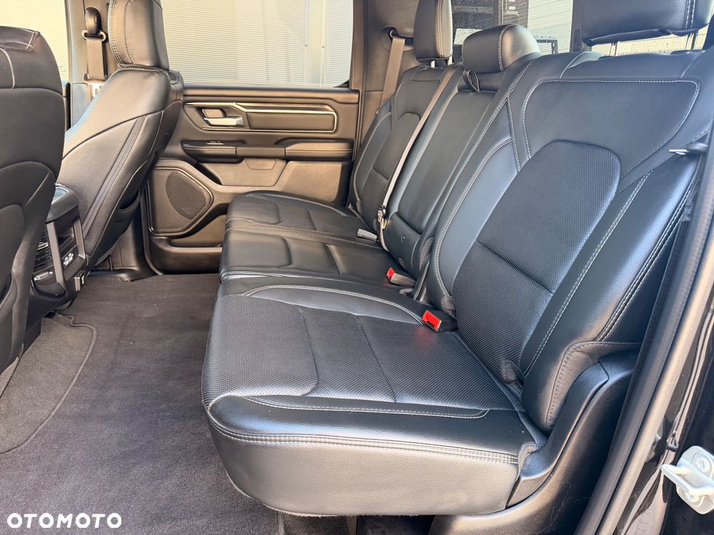 RAM 1500 Crew Cab Sport - 23