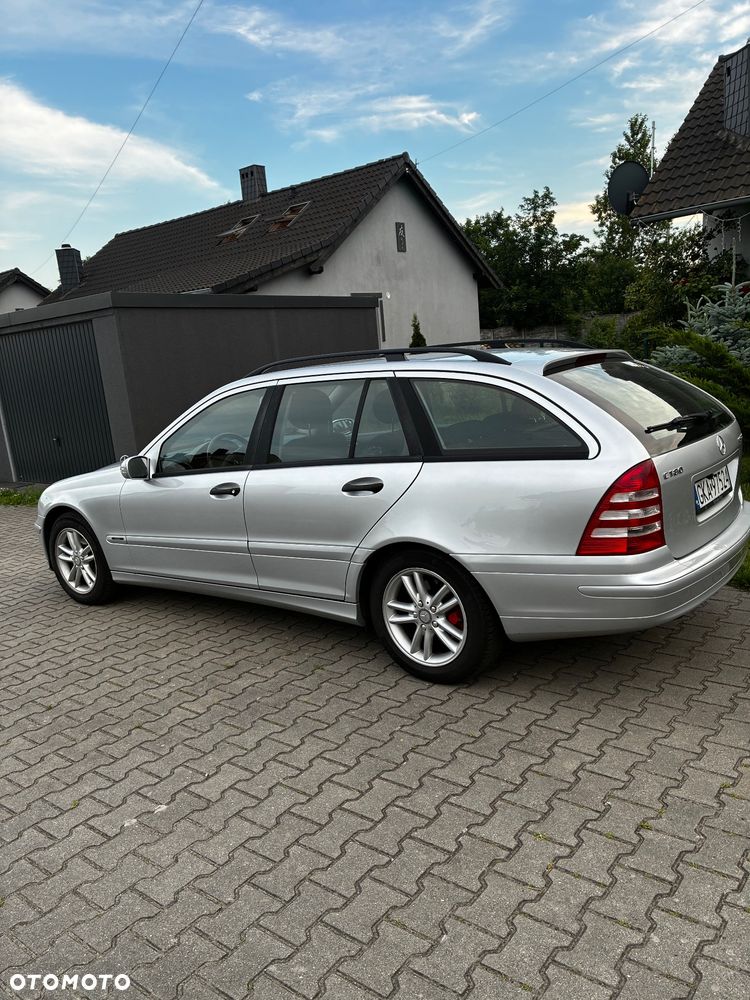 Mercedes-Benz Klasa C 180 Kompressor Automatik Classic Sport Edition - 4