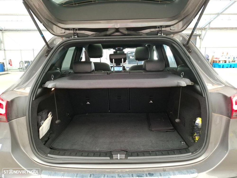 Mercedes-Benz GLA 250 - 8