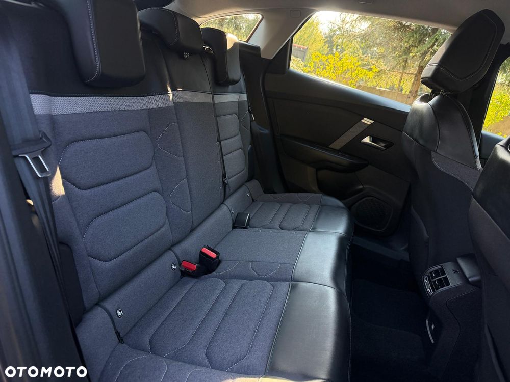 Citroën C4 1.2 PureTech Max S&S - 18