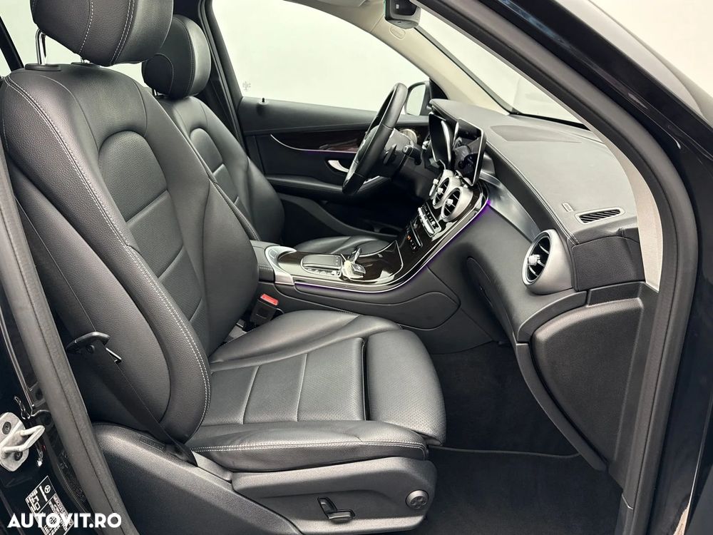 Mercedes-Benz GLC 300 e 4MATIC - 8
