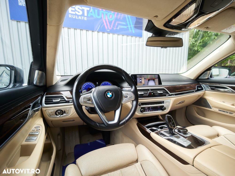 BMW Seria 7 750Li xDrive - 8