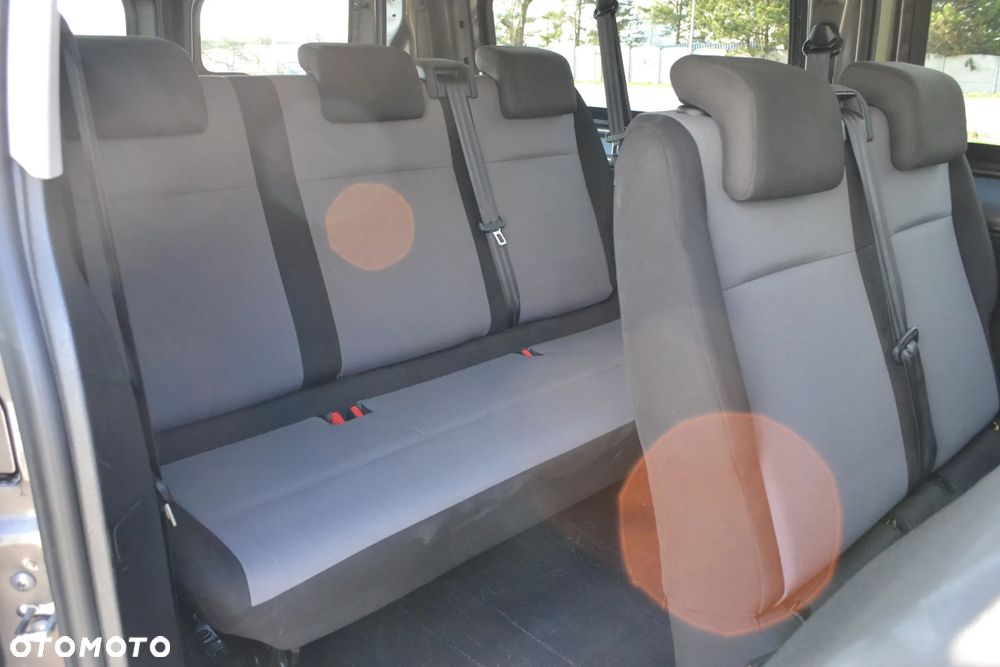 Peugeot Expert Kombi Long 2,8t - 28