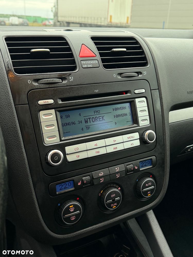 Volkswagen Golf 1.6 Tour - 2