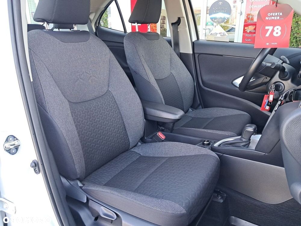 Toyota Yaris Cross Hybrid 1.5 Comfort 4x4 - 13