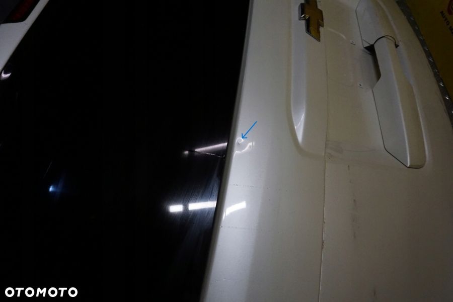 CHEVROLET TAHOE SUBURBAN 2015- Klapa Tył Szyba Spoiler Kompletna USA - 11