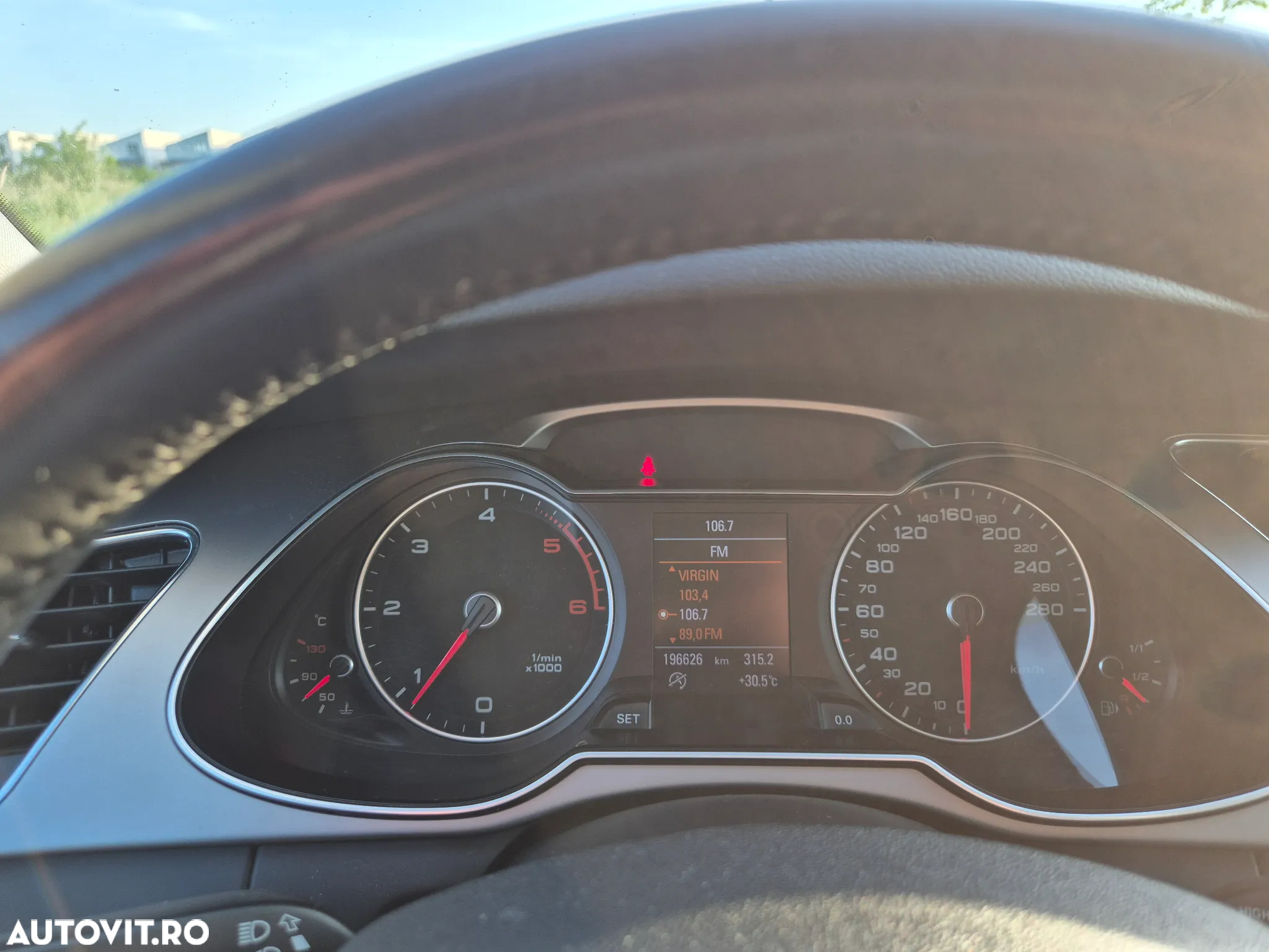 Audi A4 2.0 TDI Avant - 9