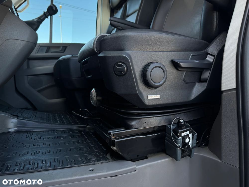 Volkswagen CRAFTER - 15