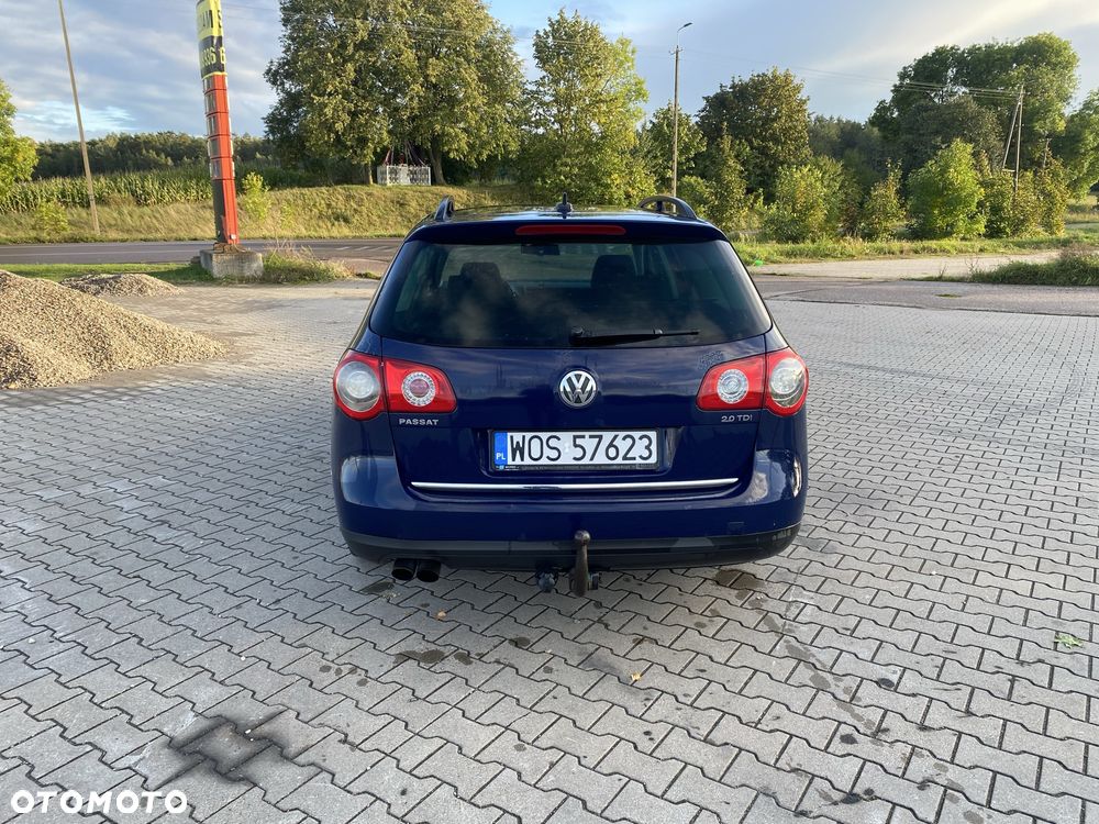 Volkswagen Passat - 6