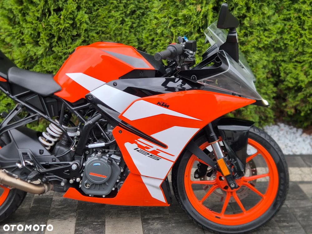 KTM RC 125 - 7