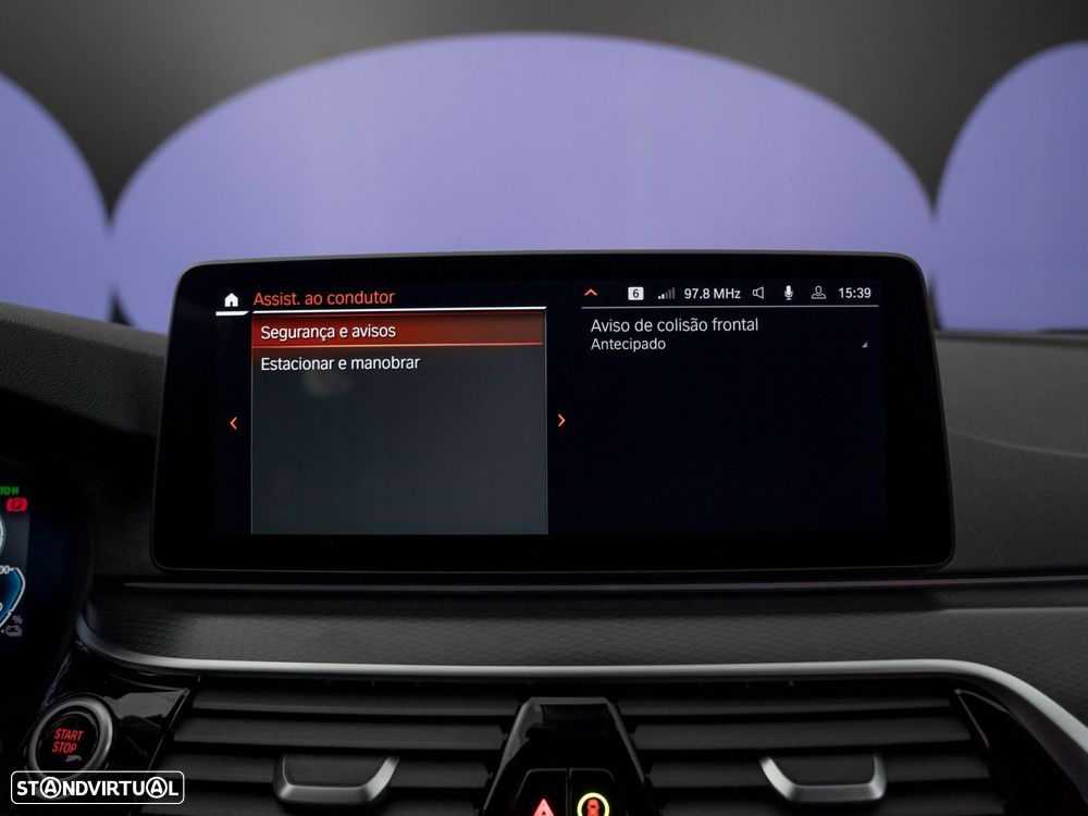 BMW 520 e Pack M - 40