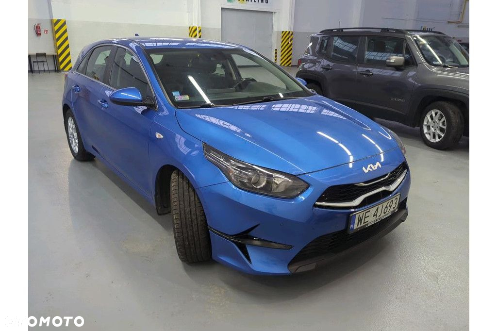 Kia Ceed 1.5 T-GDI M - 4