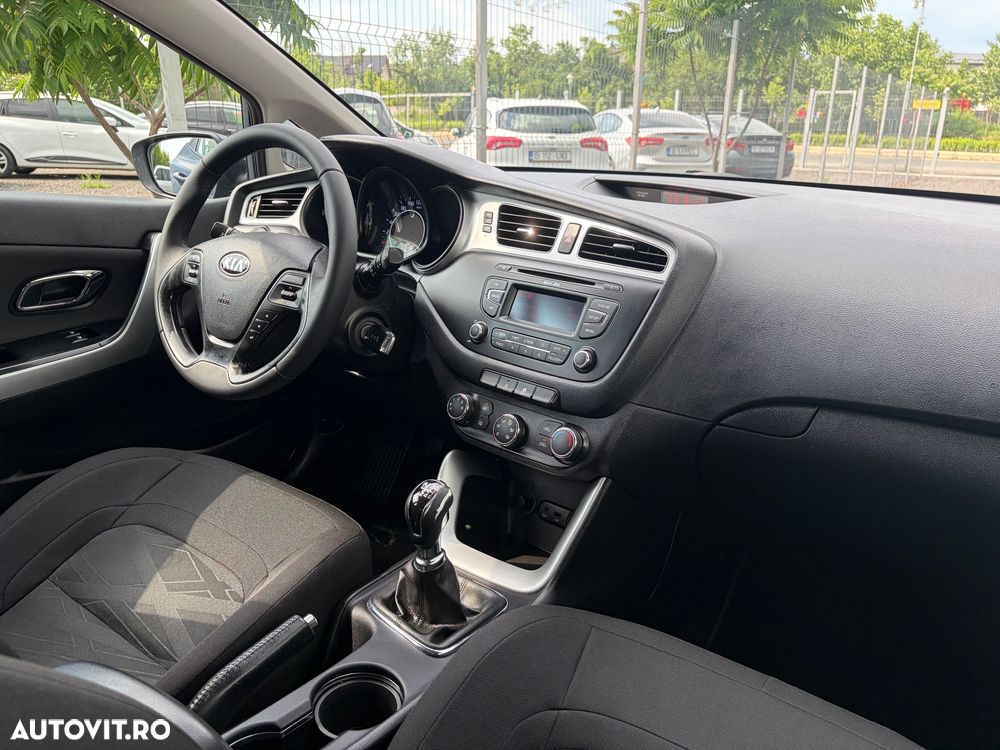 Kia Ceed 1.4 GSL STAR - 16