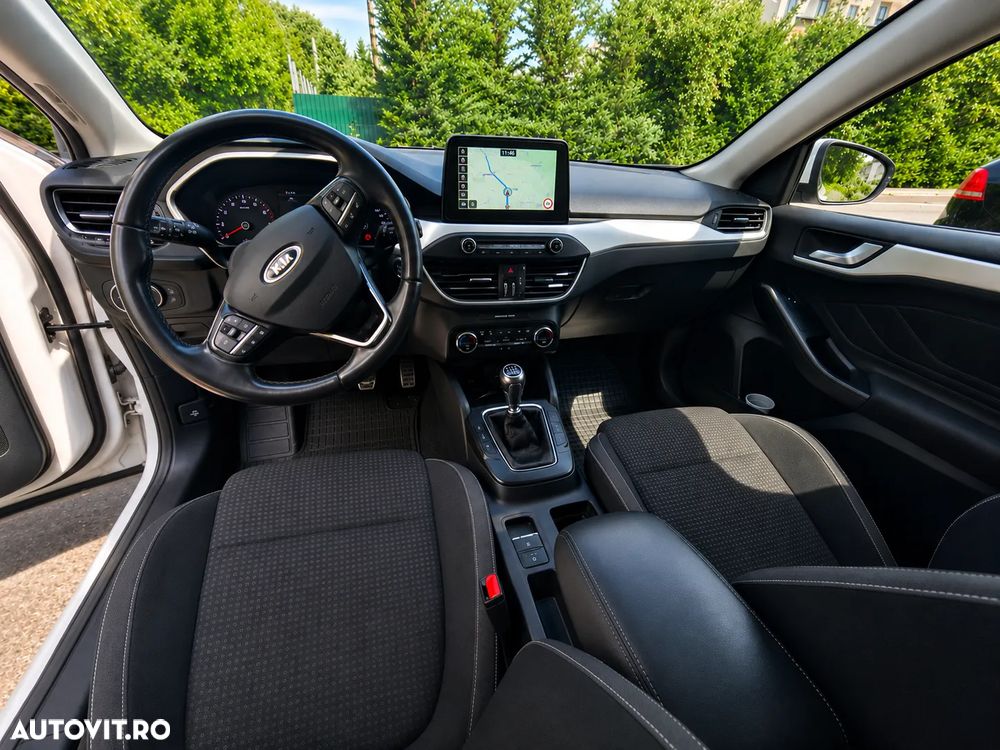 Ford Focus 1.5 EcoBlue Start-Stopp-System COOL&CONNECT DESIGN - 3